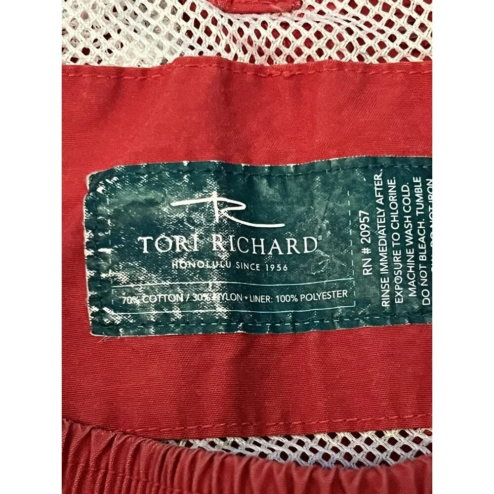 Vintage Tori Richard Swim Shorts Men Medium Red Elastic Waist Cargo Pockets Mesh